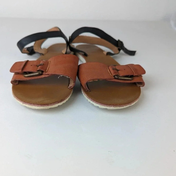 Dollhouse Strappy Sandals - 8 - Picture 6 of 8